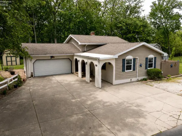 1040 Cleveland Avenue, Fremont, OH 43420