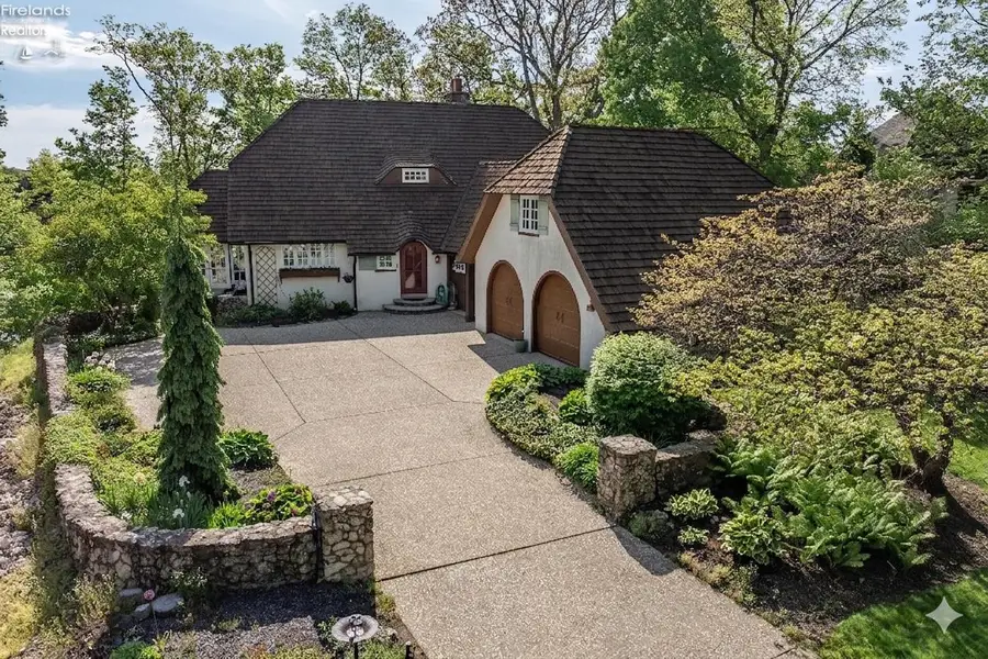2865 N Trillium Lane, Port Clinton, OH 43452 - #3
