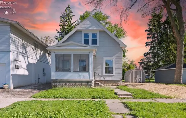 226 W 5th Street, Port Clinton, OH 43452