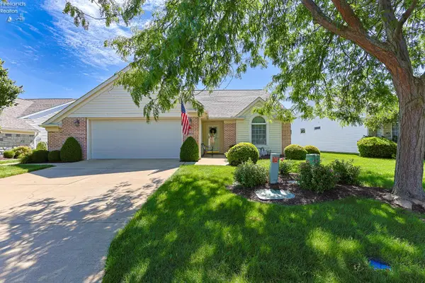 2116 Lakefield Drive, Huron, OH 44839