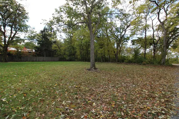 3638 E Rock Cliff Drive, Port Clinton, OH 43452