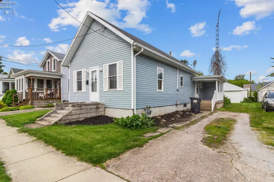 907 Ontario Street, Sandusky, OH 44870 - #3