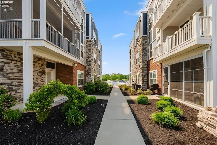 2610 Waterside Court Drive #532, Marblehead, OH 43440 - #3