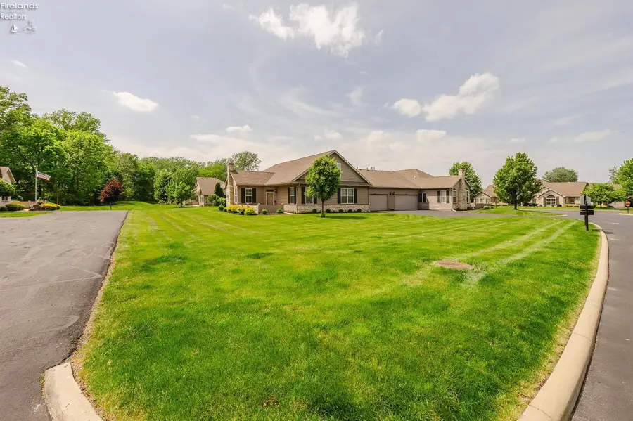 3847 Coventry Lane, Huron, OH 44839 - #3