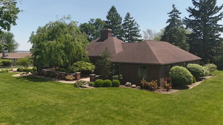 3985 Wiers Road, Willard, OH 44890 - #2