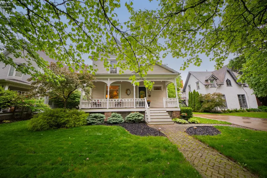 1206 Croghan Street, Fremont, OH 43420 - #2