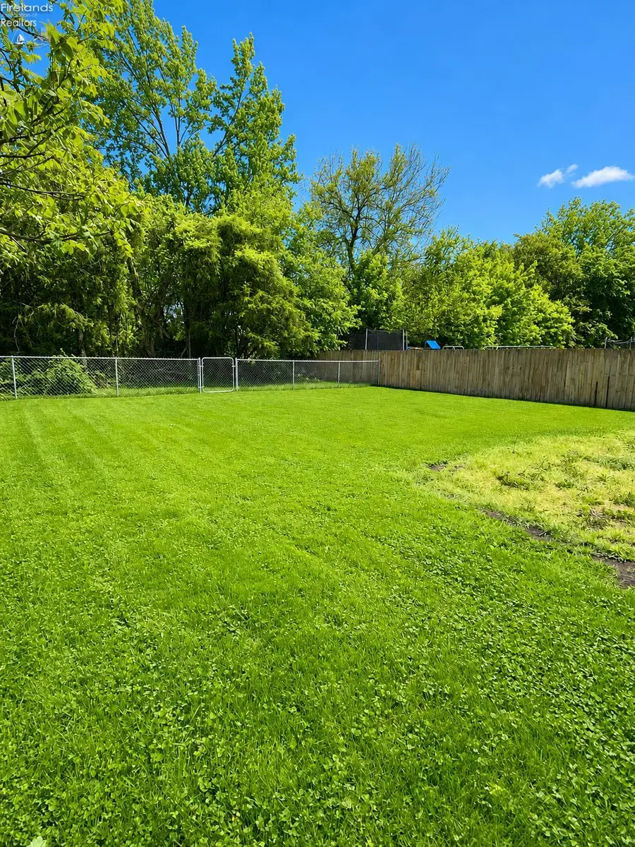 151 Fifth Street, Fremont, OH 43420 - #3