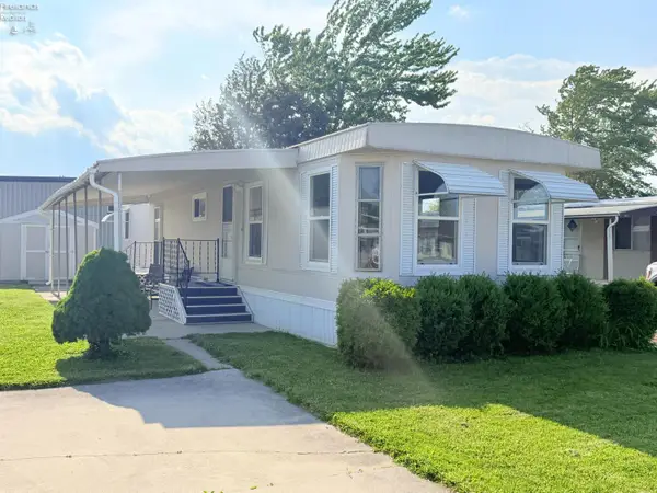 196 Rathbun Drive, Marblehead, OH 43440
