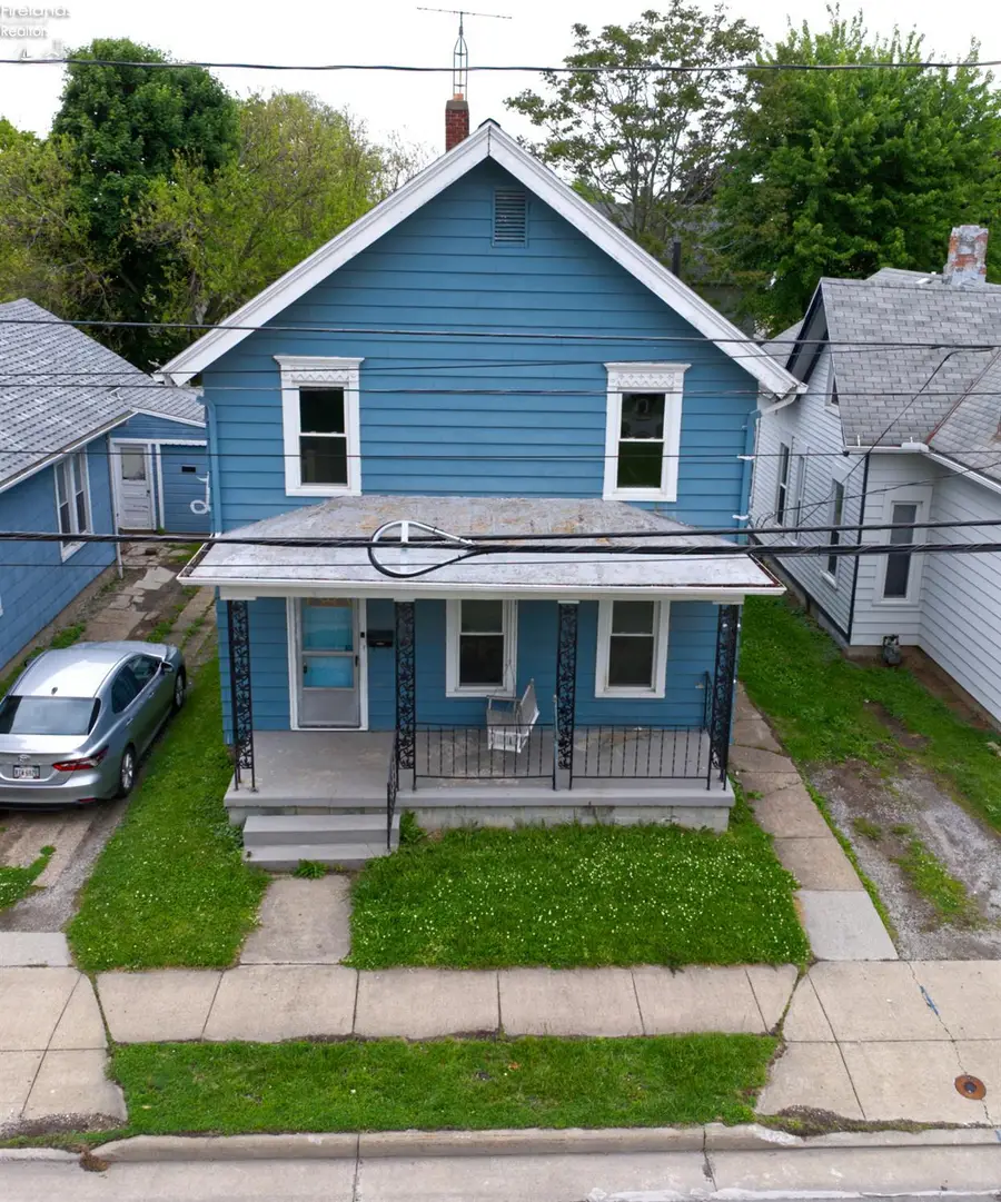 817 1st Street, Sandusky, OH 44870 - #2