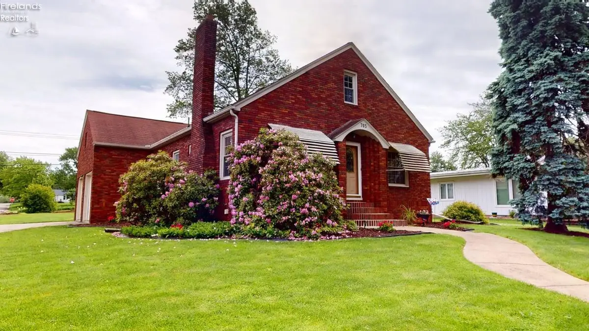 703 S Myrtle Avenue, Willard, OH 44890 - #1
