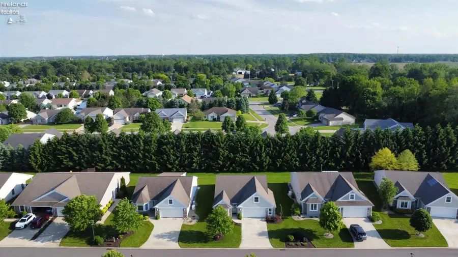 60 Grassland Circle, Norwalk, OH 44857 - #2