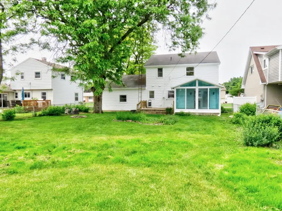 3322 Cromwell Drive, Oregon, OH 43616 - #2