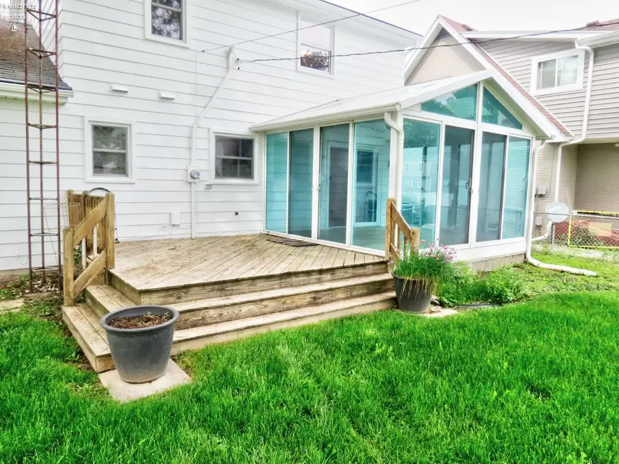 3322 Cromwell Drive, Oregon, OH 43616 - #3