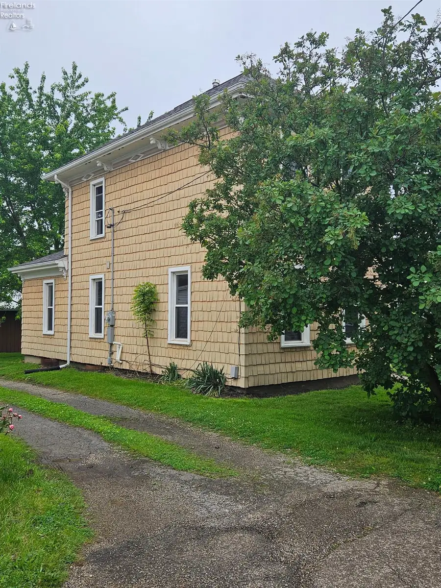 249 Dawsett Avenue, Galion, OH 44833 - #3