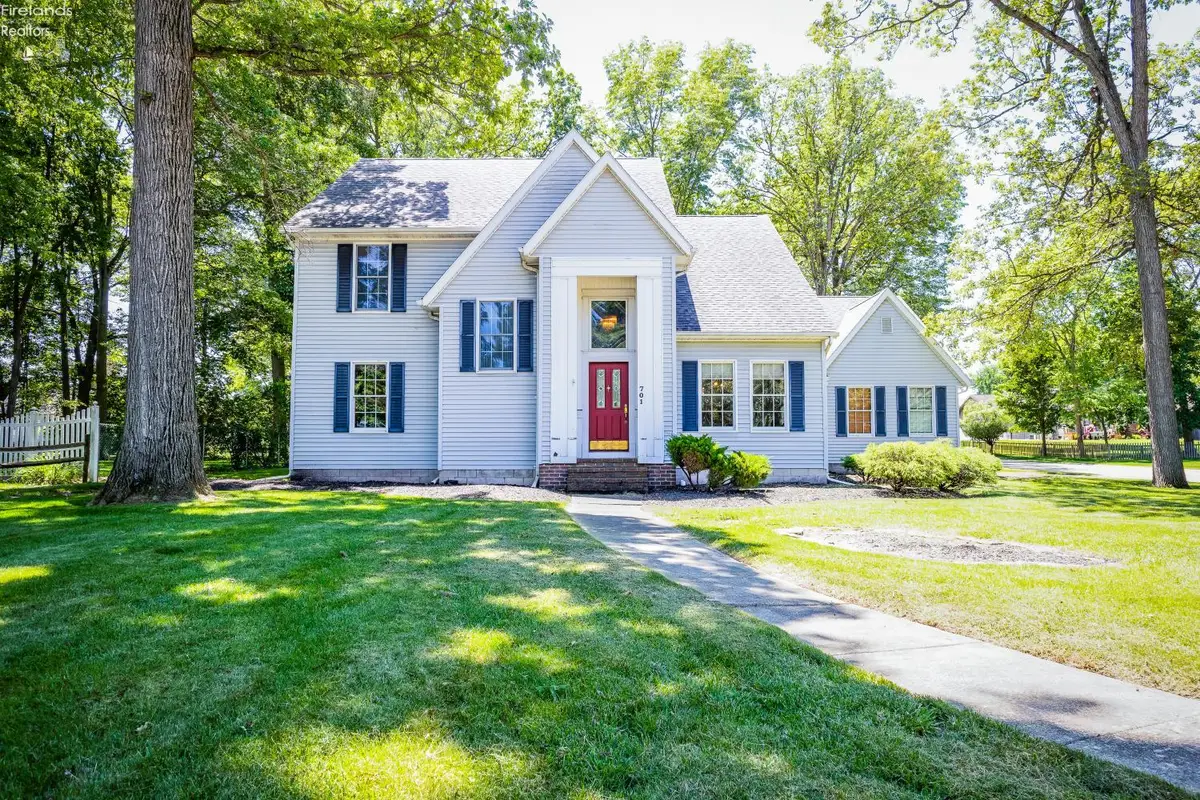 701 Kennedy Drive, Willard, OH 44890 - #1