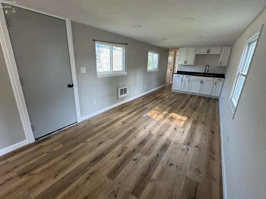 907 Tiffin Street #5, Fremont, OH 43420 - #2