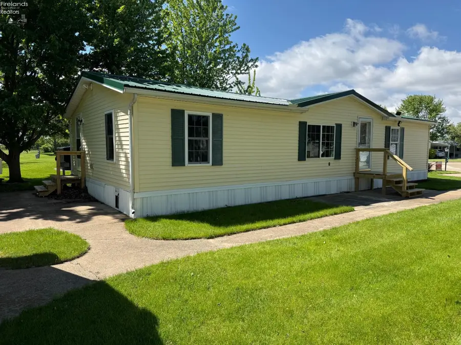 45 E Bass Circle, Marblehead, OH 43440 - #2