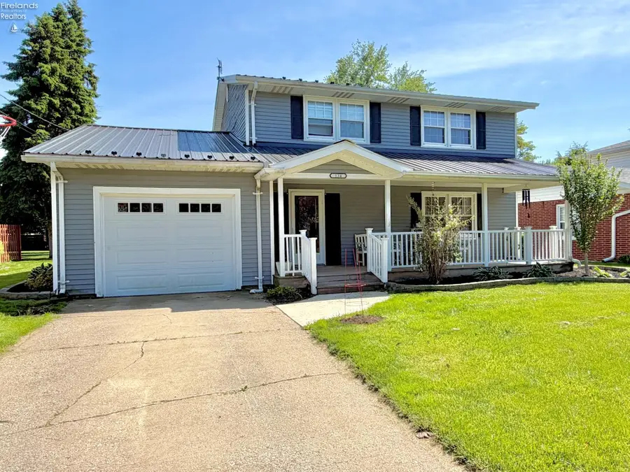 134 Arlington Drive, Bellevue, OH 44811 - #2