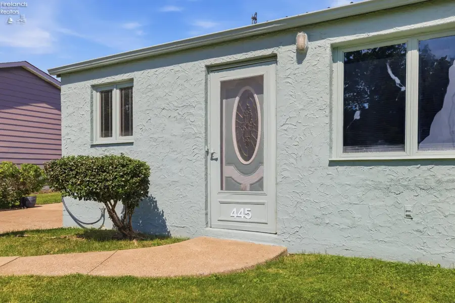 445 Morton Road, Vermilion, OH 44089 - #2