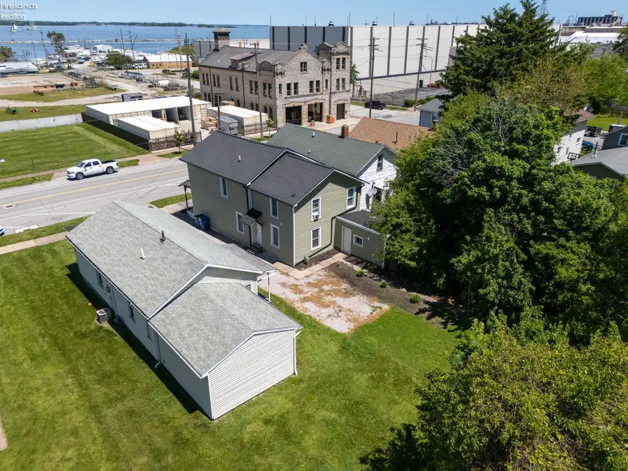 914 W Market Street, Sandusky, OH 44870 - #2