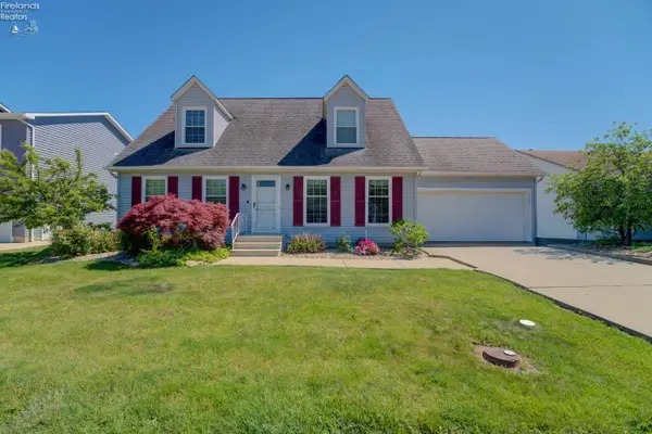 6008 Conneaut Light, Vermilion, OH 44089