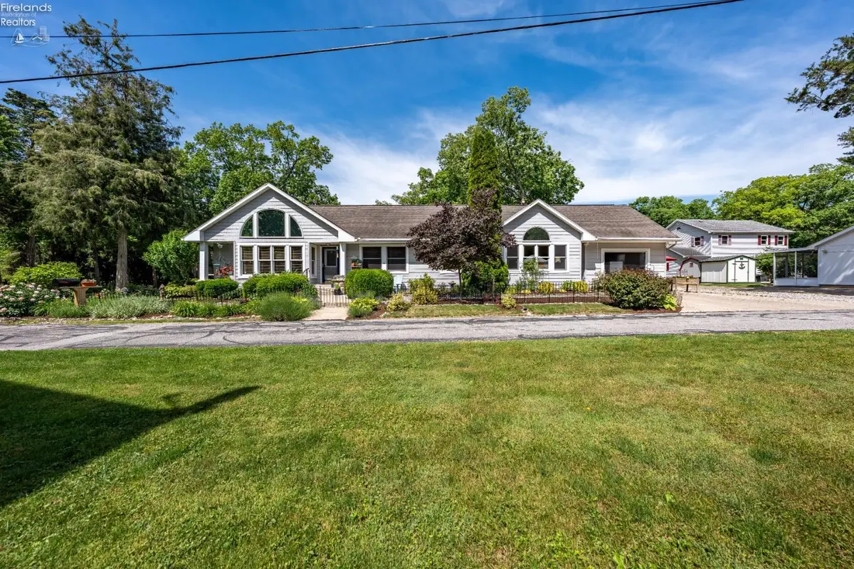 836 N Cedar Road, Port Clinton, OH 43452 - #1