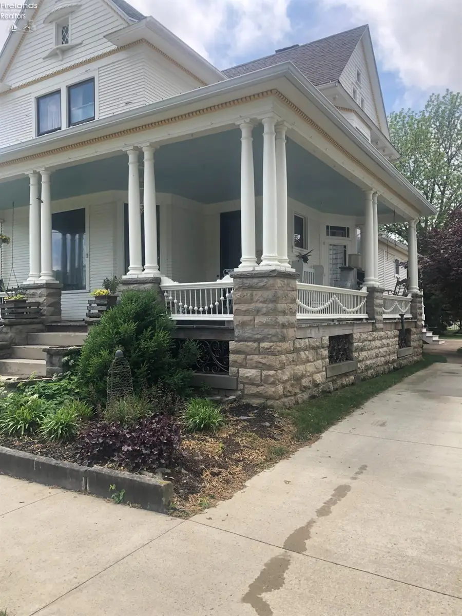 324 S Main Street, Lindsey, OH 43442 - #2