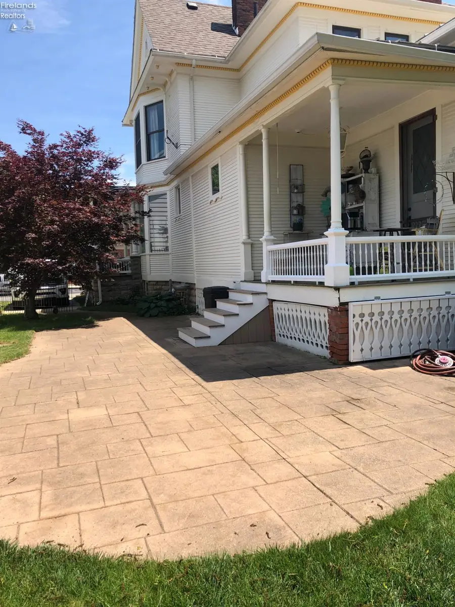 324 S Main Street, Lindsey, OH 43442 - #3