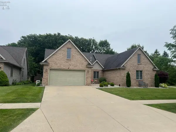 897 Busdeker Lane, Gibsonburg, OH 43431
