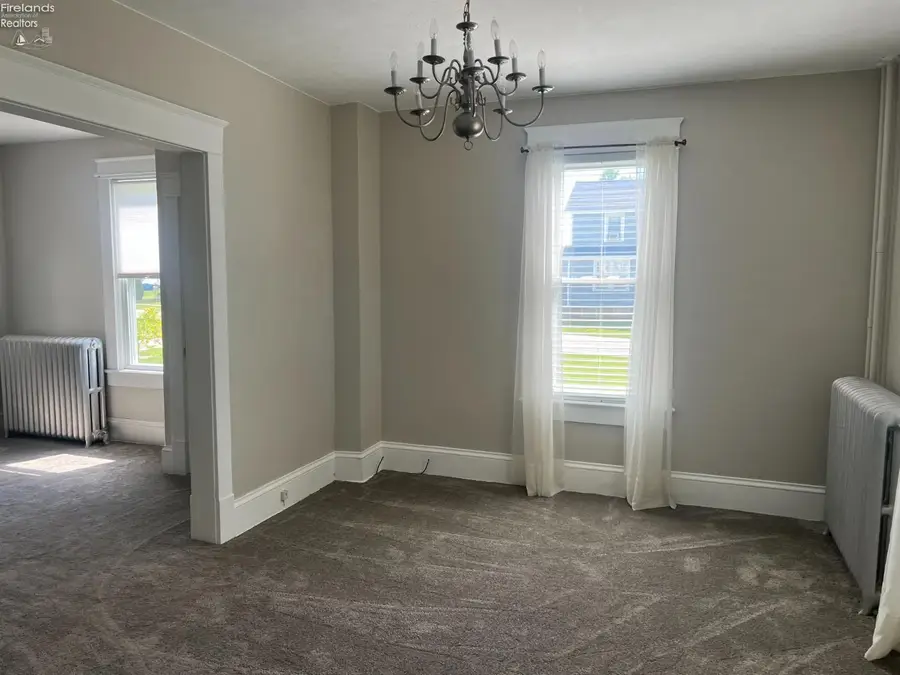 1002 Roosevelt Street, Fremont, OH 43420 - #2