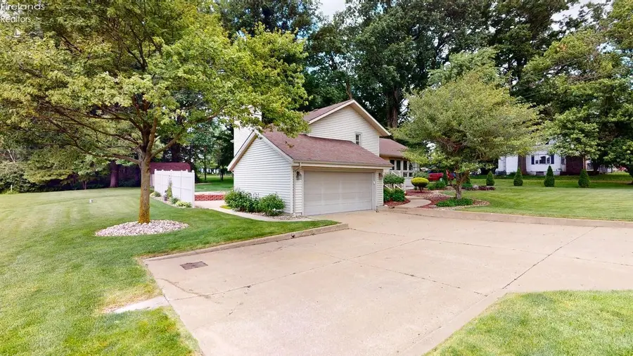 4285 S State Route 103, Willard, OH 44890 - #3