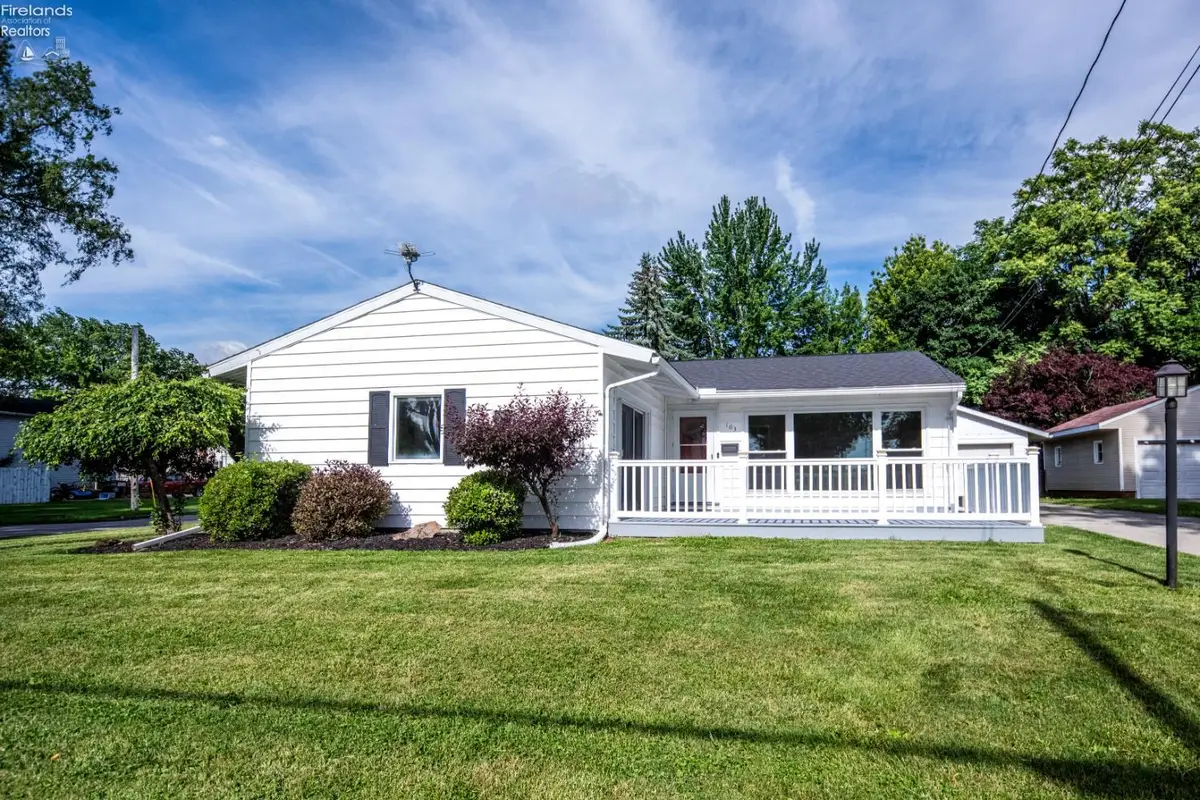103 Roger Avenue, Bellevue, OH 44811 - #1