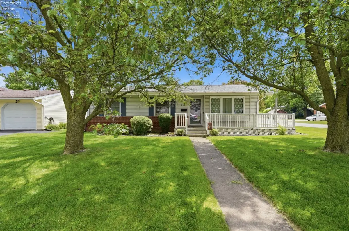 2227 Washington Ave, Findlay, OH 45840 - #1