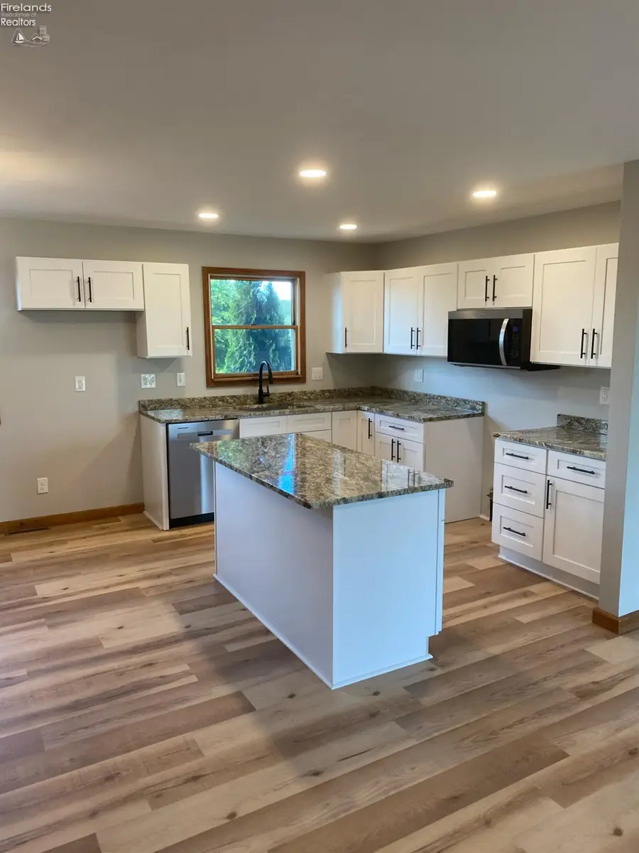 5580 E Port Clinton Eastern Road, Marblehead, OH 43440 - #2