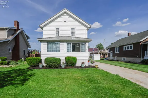 705 Clark Street, Willard, OH 44890
