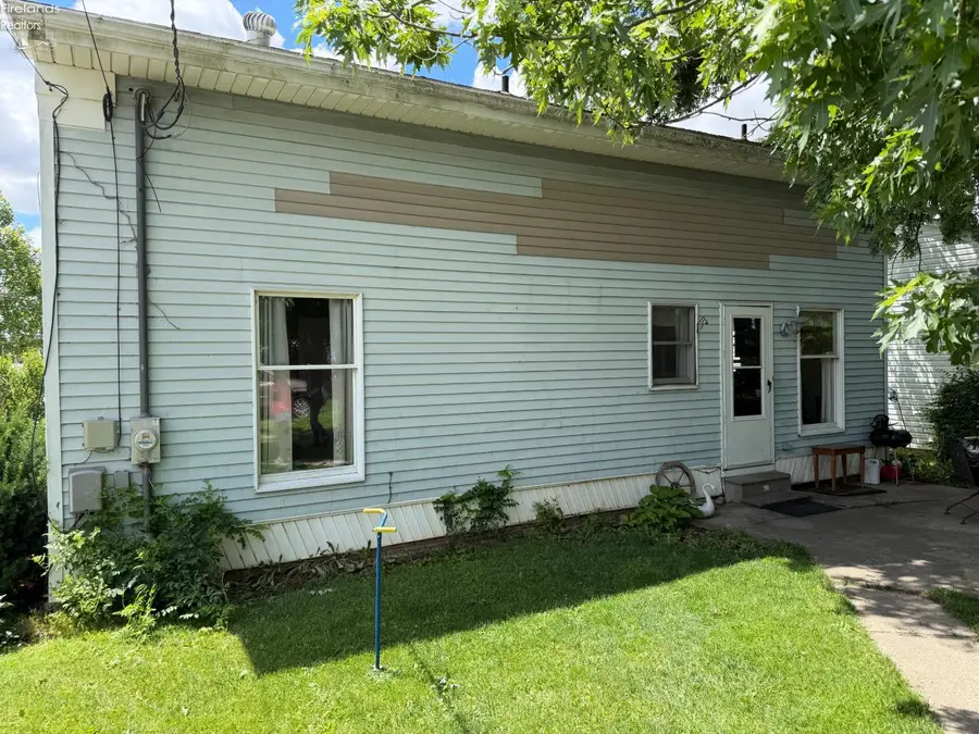 1025 S Myrtle Avenue, Willard, OH 44890 - #2
