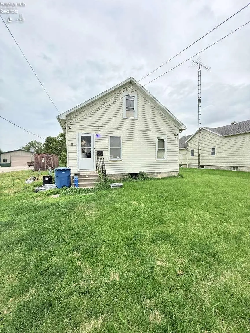 334 N Locust Street, Oak Harbor, OH 43449 - #1