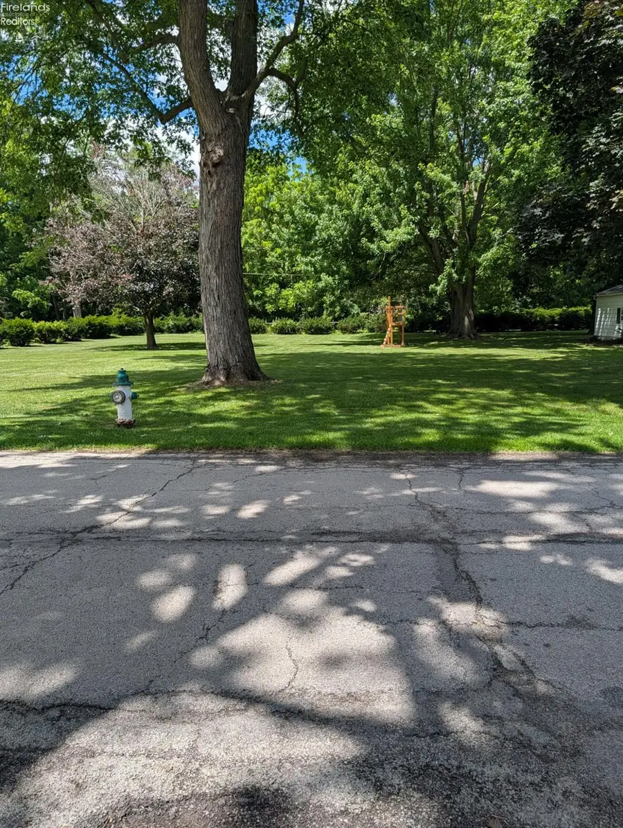 845 Spruce Street, Fostoria, OH 44830 - #3