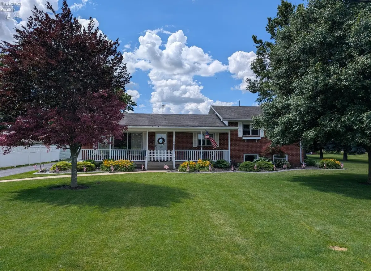 864 E County Road 40, Old Fort, OH 44883 - #1