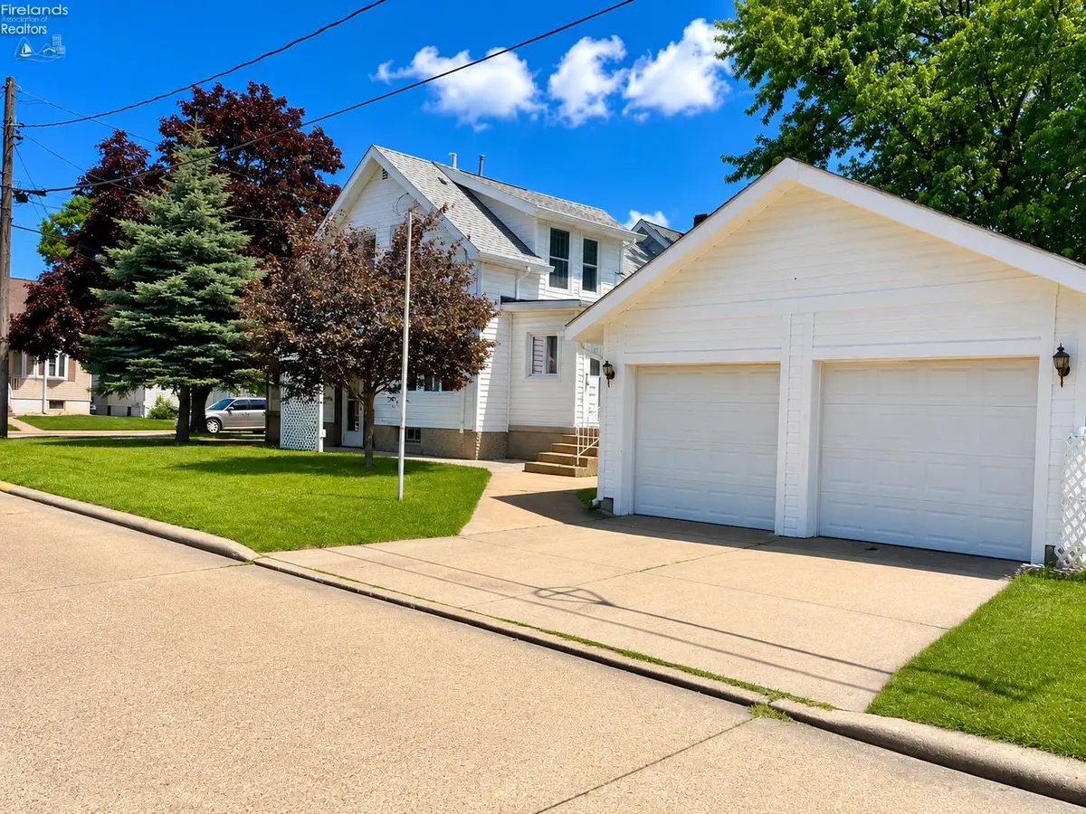 136 W Cowdery Street, Sandusky, OH 44870 - #1