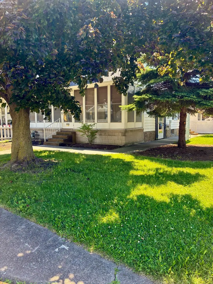 136 W Cowdery Street, Sandusky, OH 44870 - #2