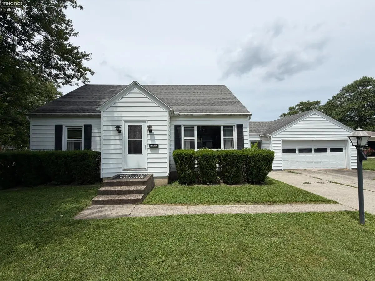 13 High Street, Norwalk, OH 44857 - #1