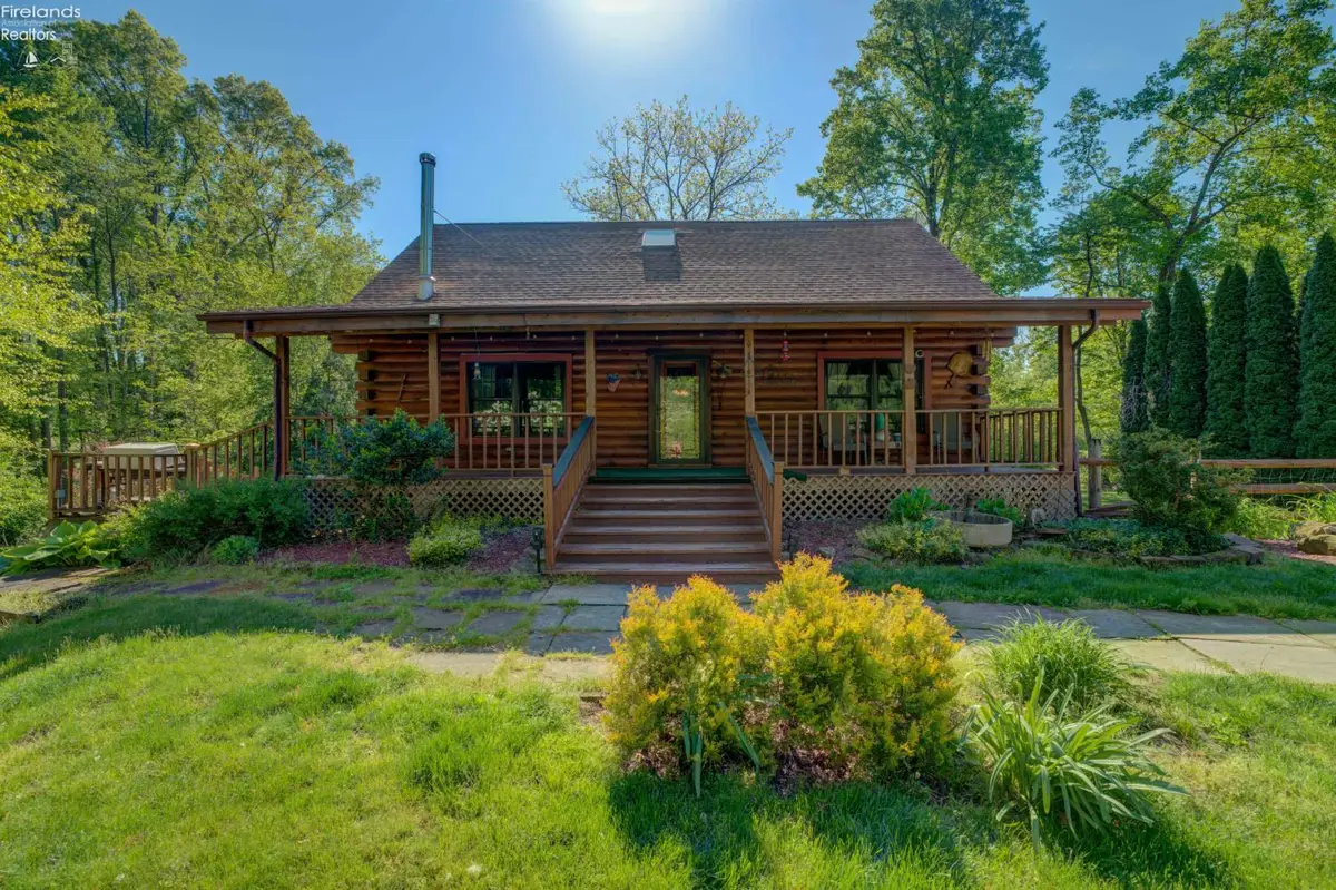 2335 Cooper Foster Park, Vermilion, OH 44089 - #1
