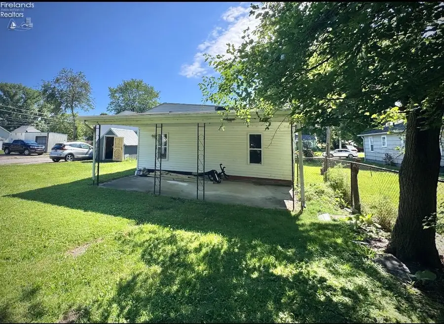 1917 Clinton Street, Sandusky, OH 44870 - #2
