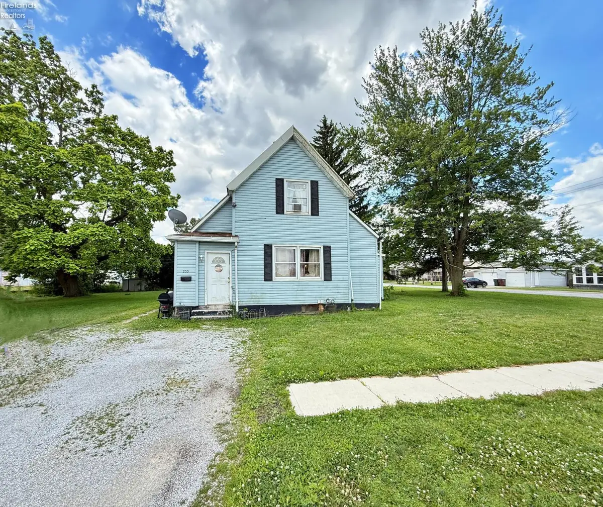 253 4th Avenue, Tiffin, OH 44883 - #1