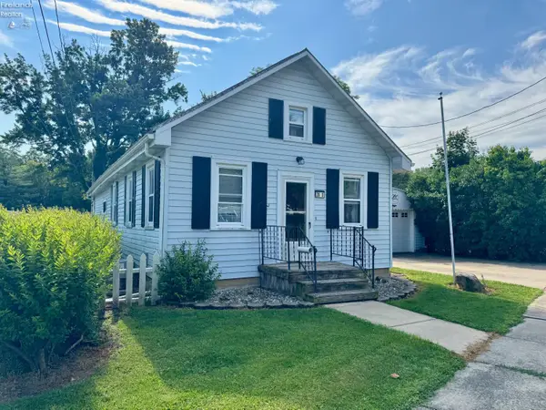 20 S Hamilton Street, Monroeville, OH 44847