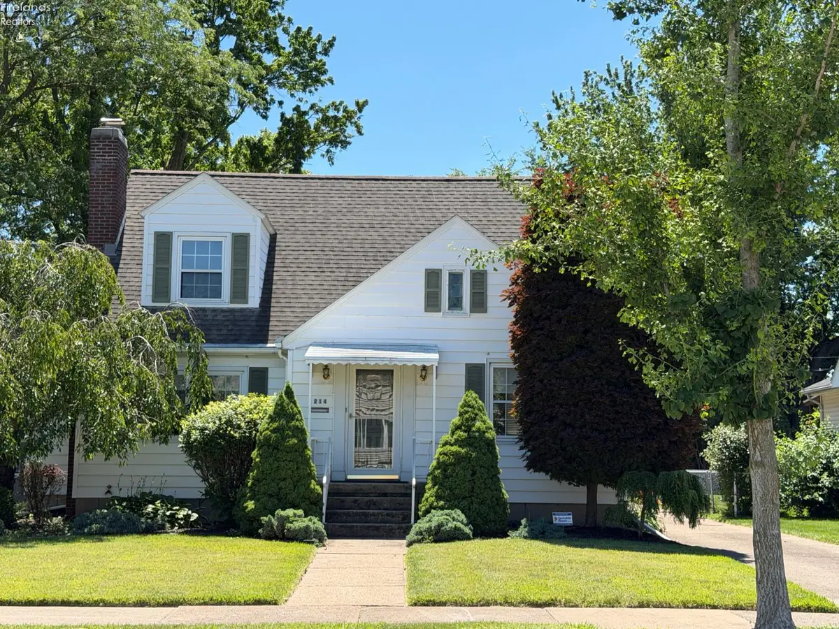 214 48th Street, Sandusky, OH 44870 - #1
