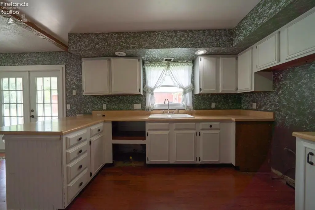 895 County Road 212, Fremont, OH 43420 - #1
