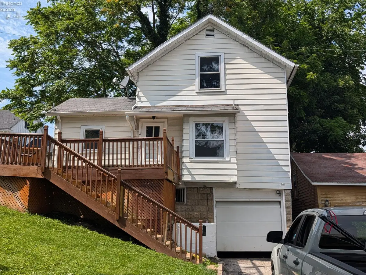 412 Ewing Street, Fremont, OH 43420 - #1