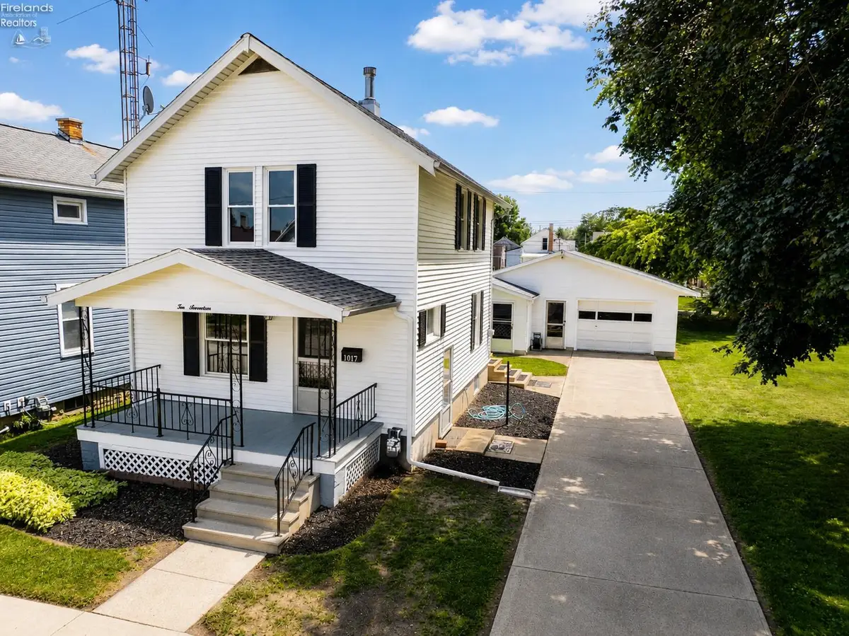 1017 Roosevelt Street, Fremont, OH 43420 - #1